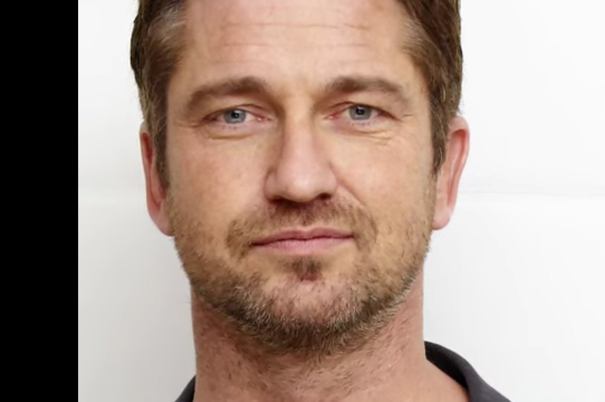 MamyNooddeen's tweet photo. @GerardButler Thank you for showing the movie..it must be fun.

￼ https://t.co/aAGyEk9Tvz