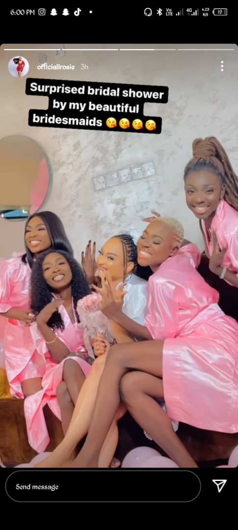 LigegeTshiwela's tweet photo. Is Rosie from ultimate love getting married?? isn't she the one who is rumoured to be dating Whitemoney from Big brother naija SYE?? #BBNTalk https://t.co/qU0kOsIIHL