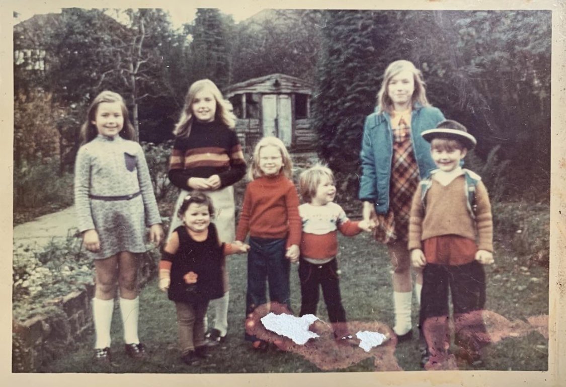 Emma May tweet media