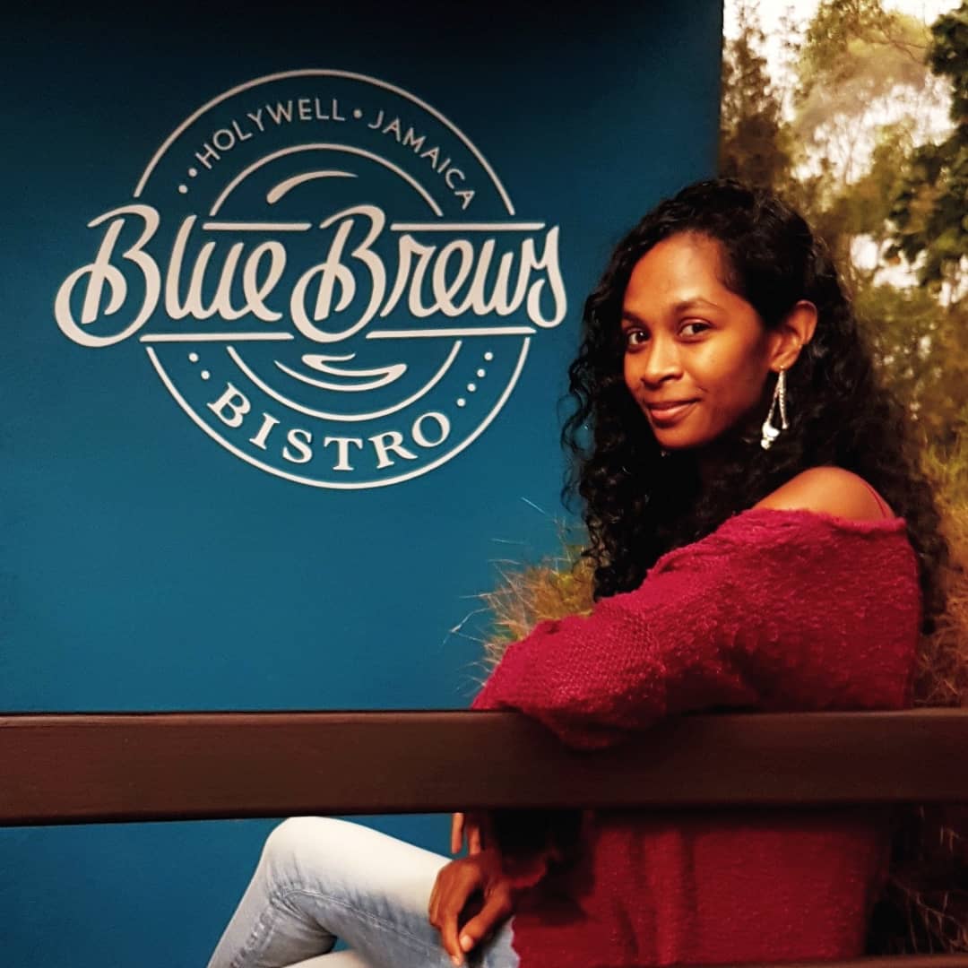 quoteoftheshay's tweet photo. Shout out to these incredible cafés that I've had the absolute pleasure of working with and indulging in their incredible #JBMCoffee ☕🇯🇲
📍 @/bluebrewsbistro (IG)
▪︎Logo designed by me
📍 @ragamuffincafe
▪︎Door decal designed by me https://t.co/8N8LN8kHyv