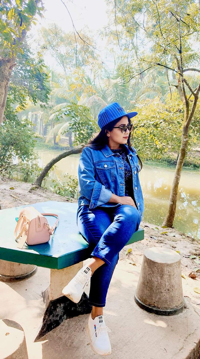 HimuAhm83273900's tweet photo. hlw 🙂 

#happylife #nature #happiness #loveforself https://t.co/TOZnTUO4UP
