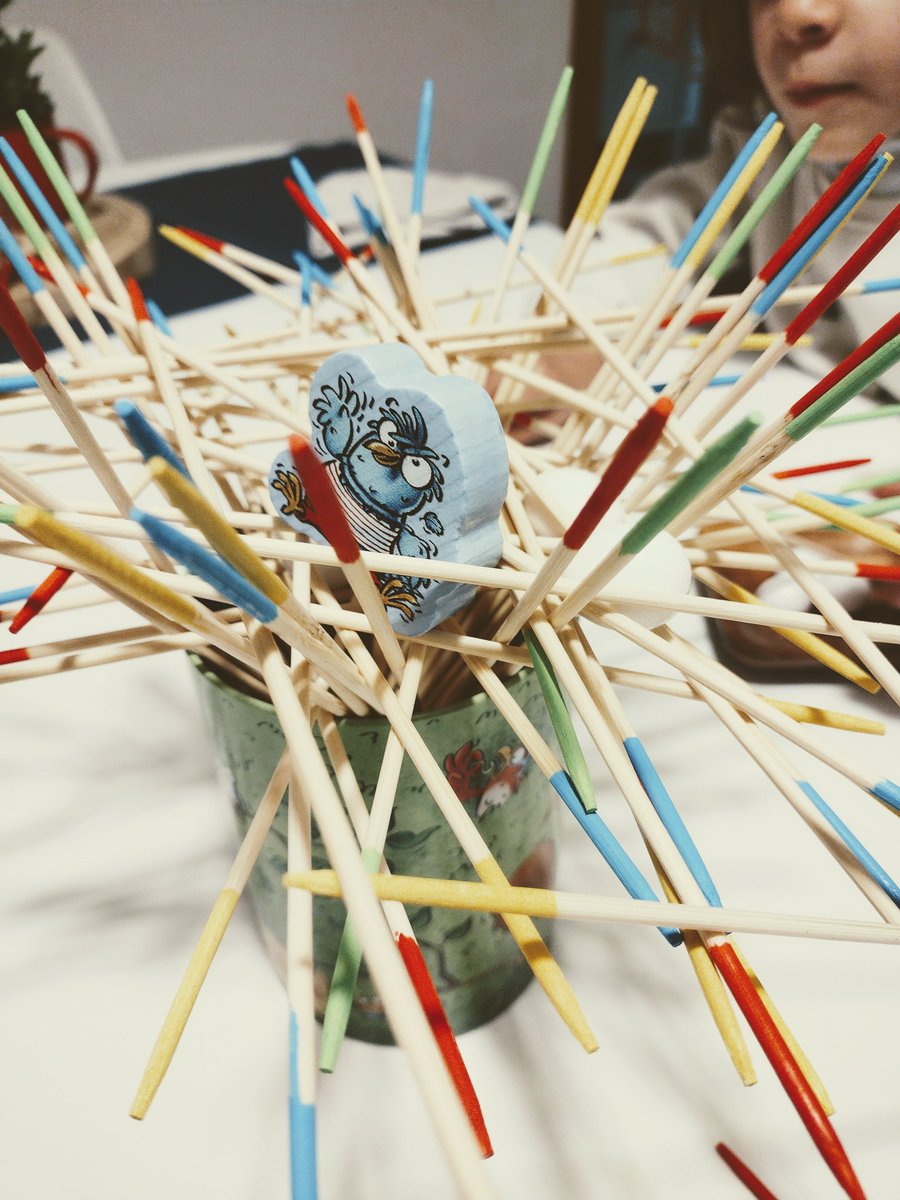 Li tenia moltes ganes a aquest joc, i per fi el tenim a casa. 🎉
<a href="/jm_allue/">Josep M Allué</a> <a href="/viktorbir/">@viktorbir@masto.ai Víktor Bautista i Roca</a>