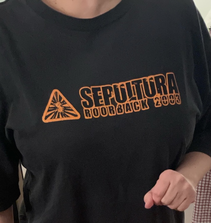 _garnicht's tweet photo. Vor rund 20 Jahren in Hamburg. #sepultura #roorback tour 2003.  
(Und nein, das gab‘s nicht mit „North of the world“ beim Konzert in Hamburg! 🤷) https://t.co/fi5wS5sMoQ