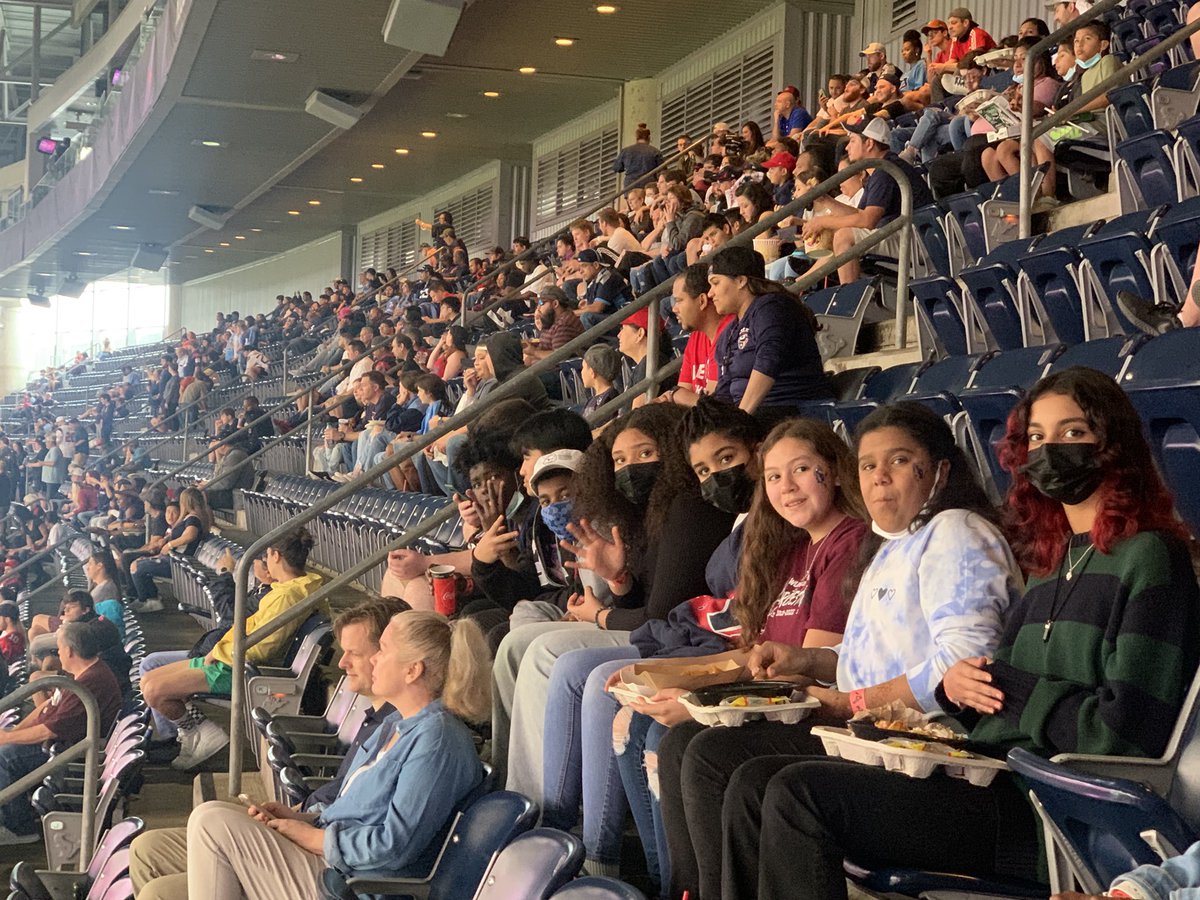 Game Time - Texans VS Titans! @HoustonTexans @texanscare @jenny_mcgown @KleinISD @KISD_CTE