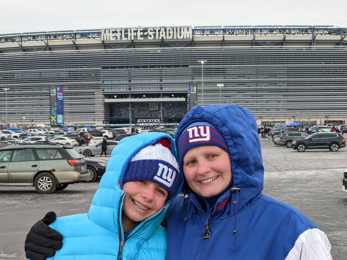 Vanessa Flores tweet media