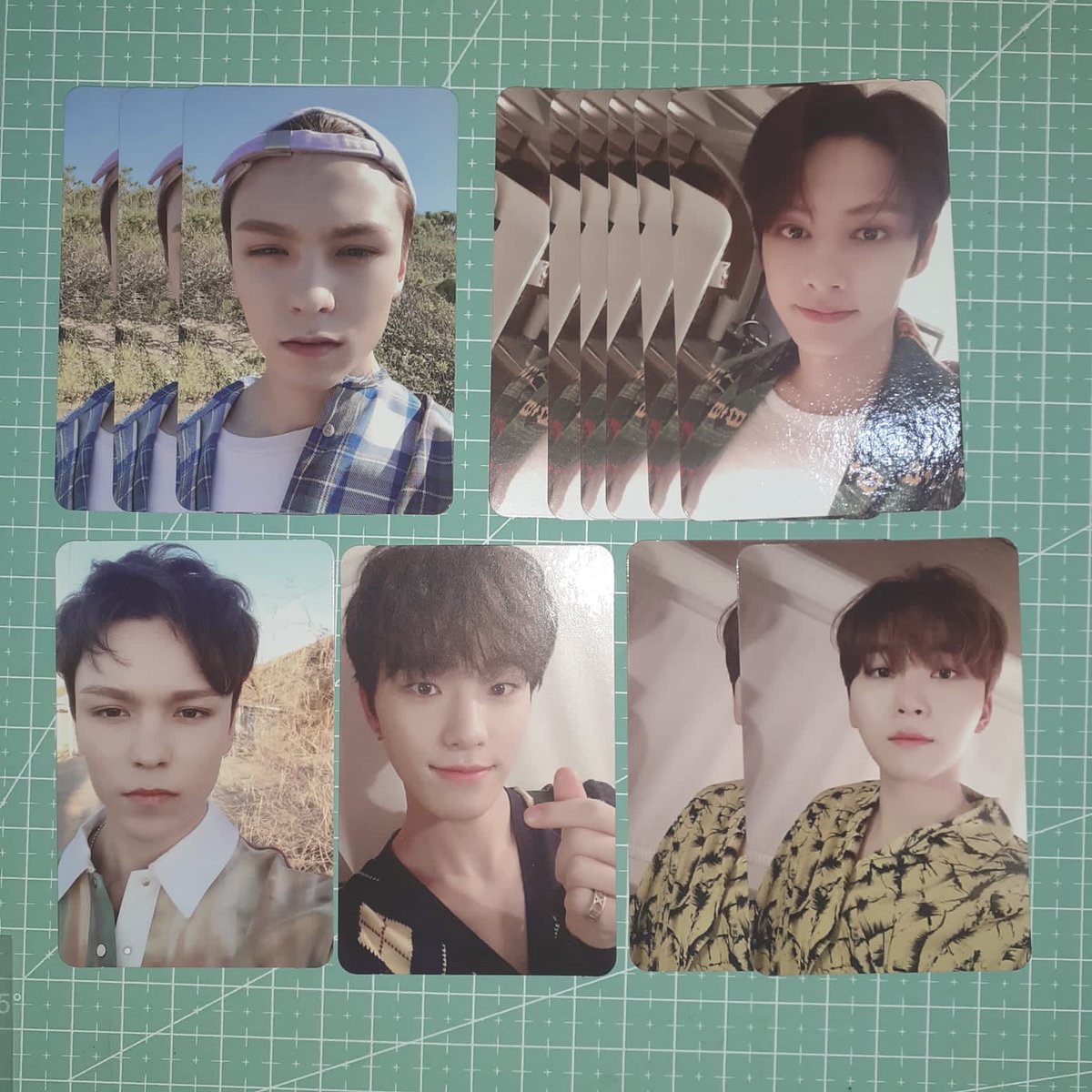 looksformingyu's tweet photo. henlo~! 🐶💚 is anyone interested in these pcs? my ina friend is having a decluttering sale and here are some of them

— reply mine or send a dm
— dop: 3 days
— 1st - 3rd pics: ₱155 ea
— 4th : ₱115 ea

wts svt henggarae hana dul set pc ph dk the8 woozi vernon jun dino seungkwan https://t.co/MbBqgWYs7o