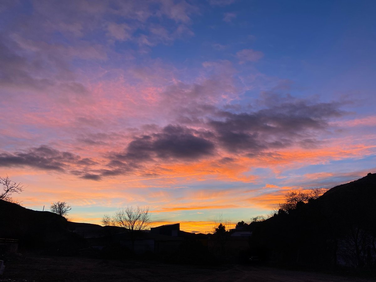 Ainoaaa_'s tweet photo. Sin filtros… ✨ https://t.co/uMXkR4jTJx
