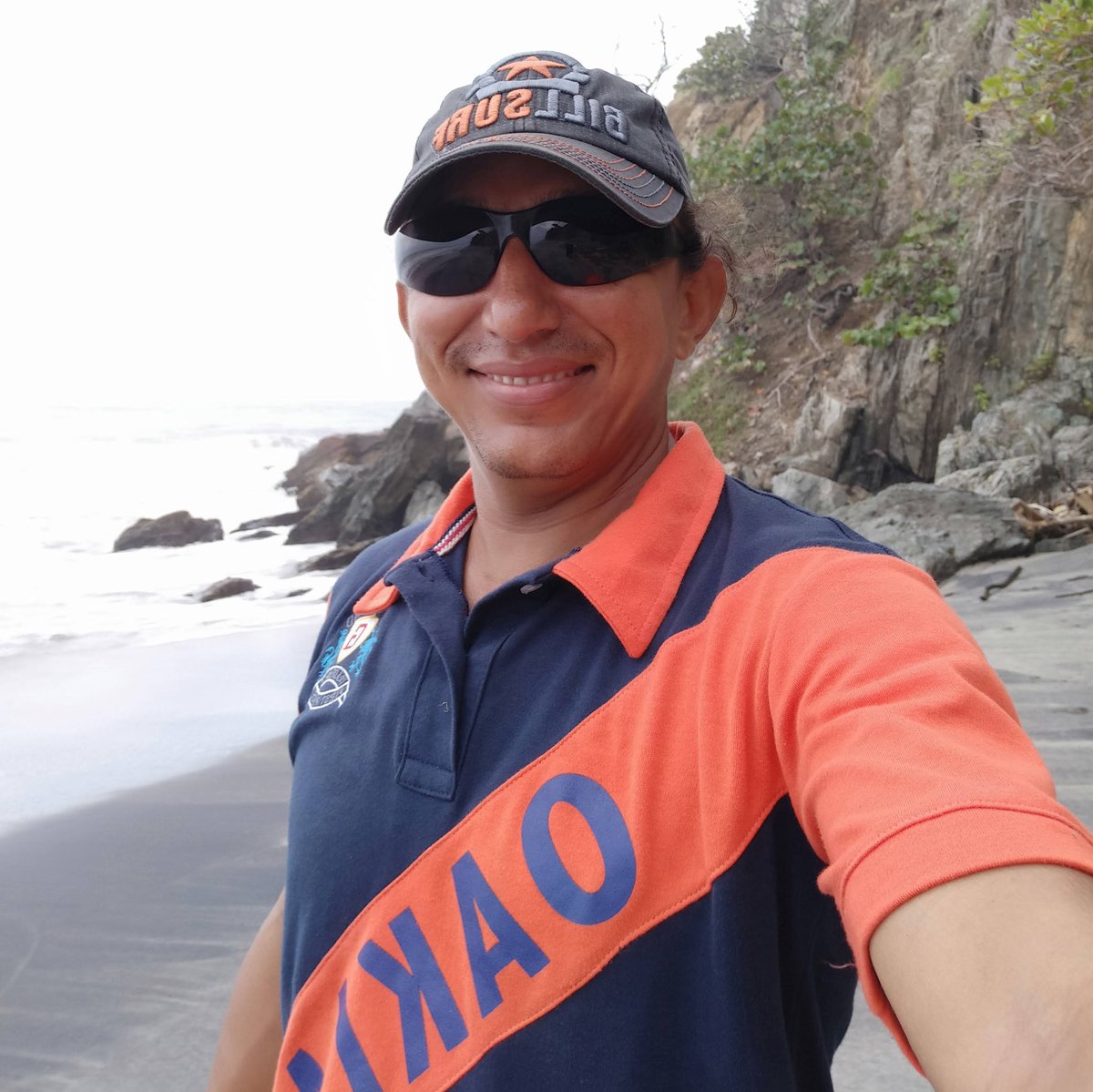 AmericoPinzon's tweet image. #NuevaFotoDePerfil