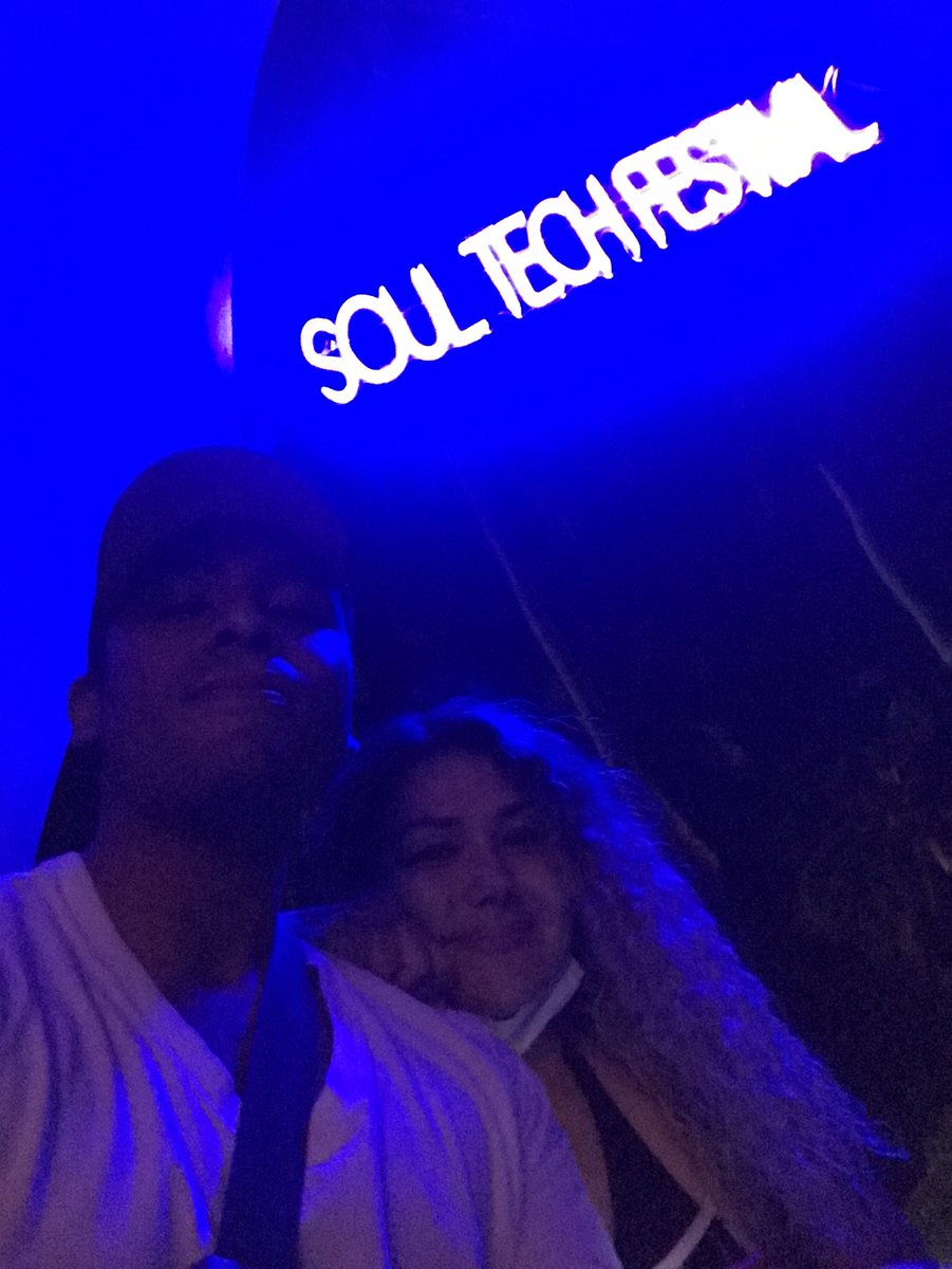 andyalvarado111's tweet photo. #SoulTech https://t.co/l2scoq0lTh