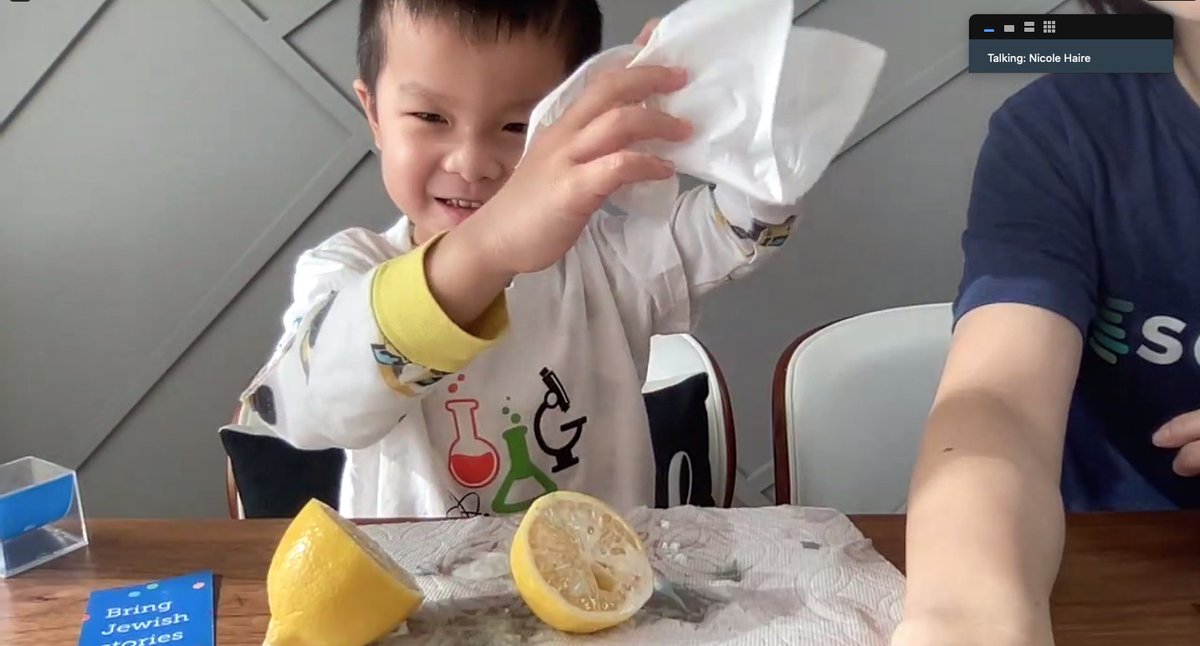 Fun times with science for 3-5 year olds this morning! Thank you to our teachers for leading the activities, for the t-shirts made in our Peleh Lab, and to PJ Library Bay Area for for partnering on this fun event!