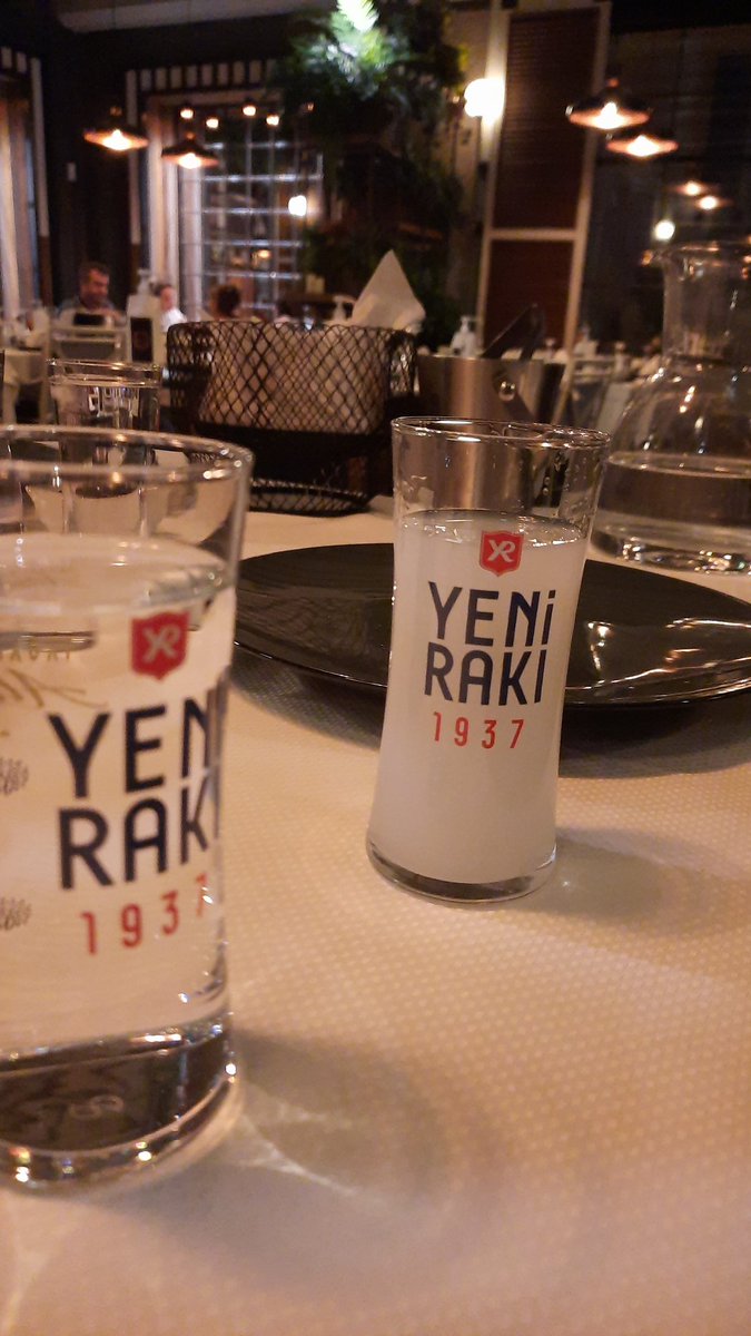 Rakı varsa hayat var.