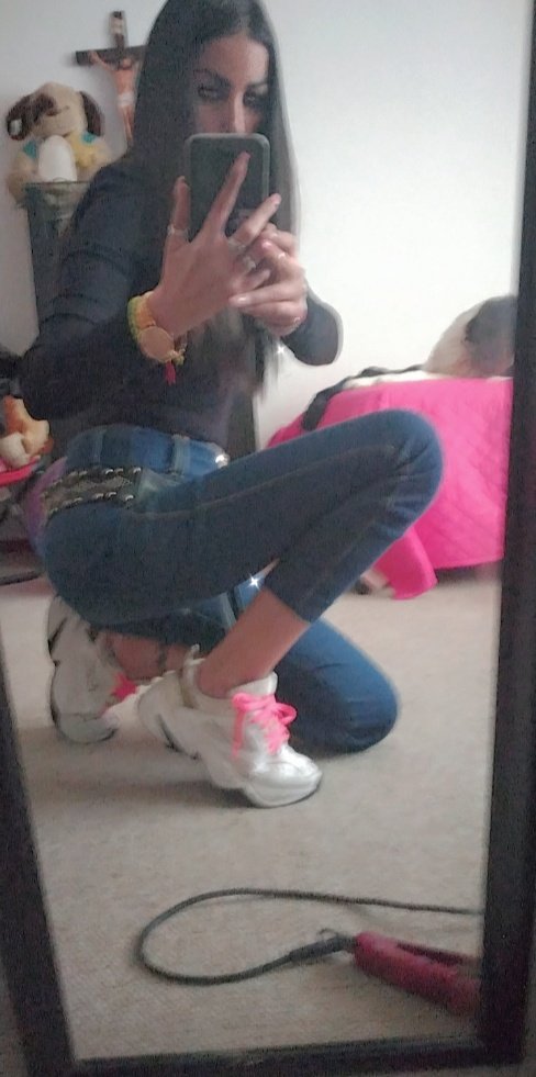 PichellVanesa's tweet photo. Activa corazones!!!!!1500🇦🇷🇦🇷🇦🇷🇦🇷😘☘️ #animense @SexyServidoras 🥰🥰🥰🥰🥰🥰 https://t.co/wHfEdM3qnc