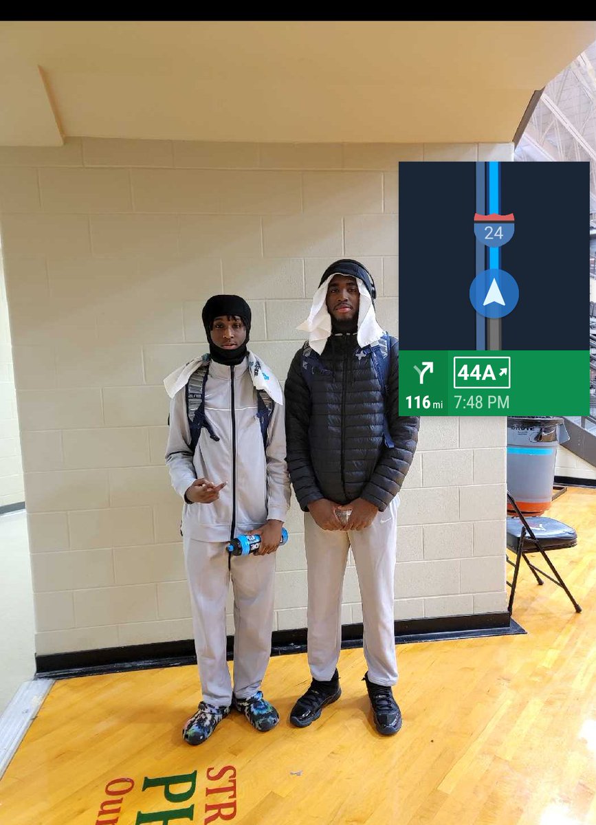 17u_red's tweet photo. Elevation Prep takes down Minnesota prep #10 ranked team on the Grind session 70-67 @JordanKynard_ 16pts 4asst 3reb 2stl @scoleman733 14pts 4reb 2asst with a few monster dunks🔥🔥 https://t.co/5eQBmadLU0