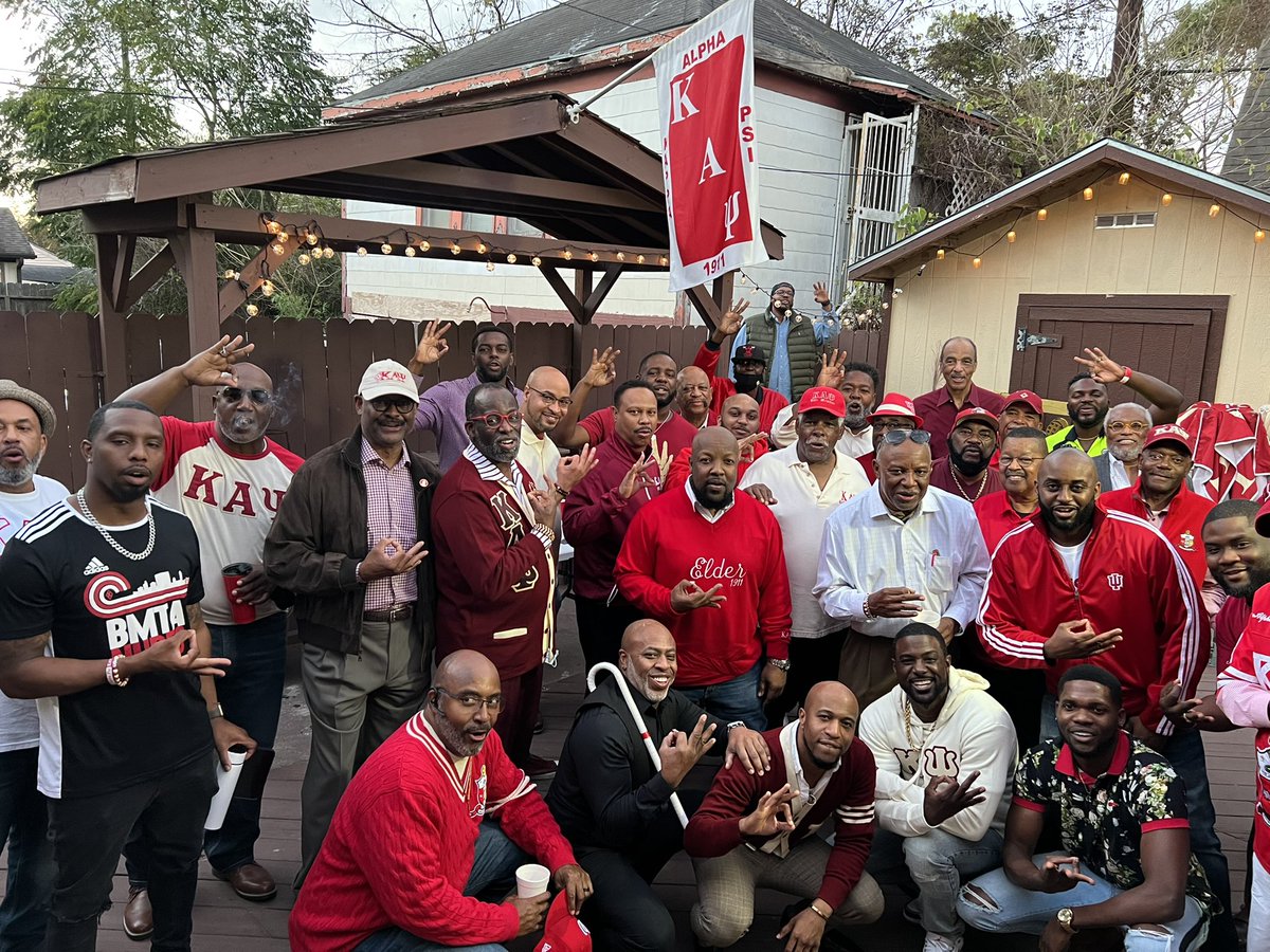 Legendary Houston Alumni Nupes♦️ tweet media