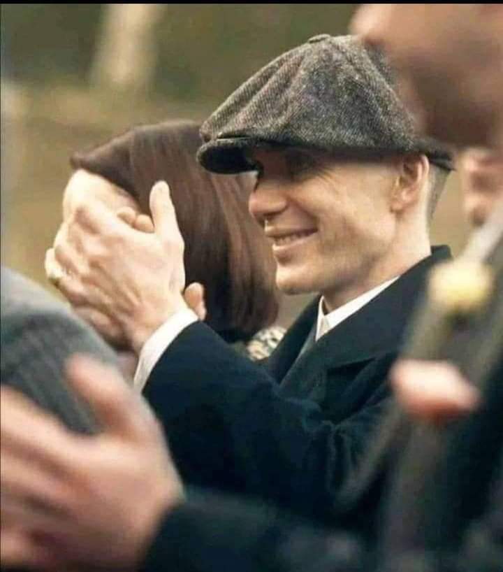 braq498's tweet image. نصيحتى الابدية أي شيء يجعلڪ تبتسم إحتفظ بَه سراً ...!!
#براق