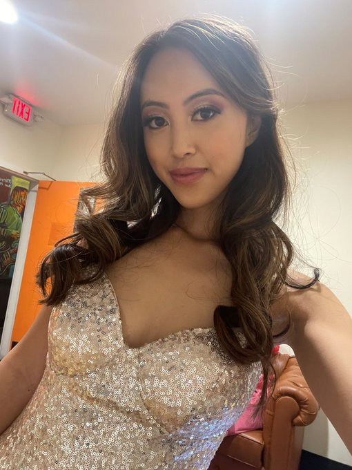 Currently at @XBIZ ? https://t.co/qHz4dkaTsp