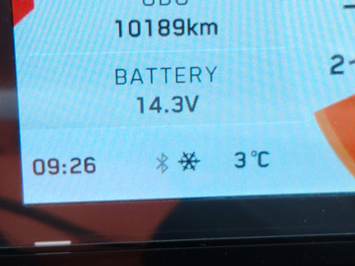 KTM819O4's tweet image. #刈場坂峠 #ICEWARNING #残雪無し 
バイクでも安心です！(^-^ゞ