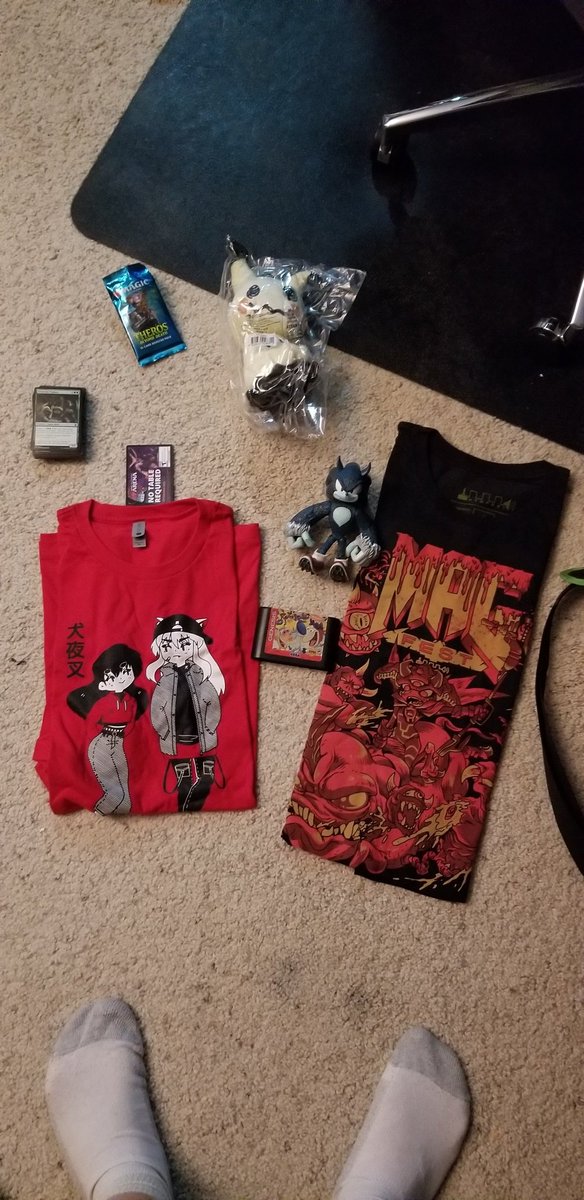 Praisedscooter's tweet photo. #MAGswag
Well mostly, the Mimikyu plush was a gift from @RealYoshiller https://t.co/EnhXCvOsbj