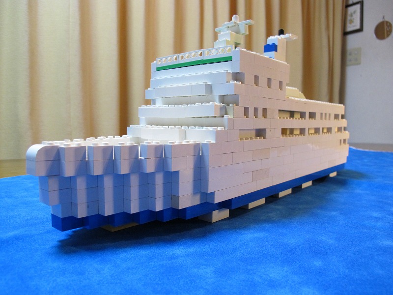 KOTOHir's tweet photo. ＃佐渡汽船　#LEGO　おけさ丸の出航　ドラが鳴りますゴン ゴン ゴン ゴン https://t.co/PDYkG0bUXM