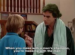 jessicaxglz's tweet photo. RIP to Bob Saget aka Danny Tanner.. one of my favorite childhood shows. Thank you for all the laughs 🥲❤️ https://t.co/sxR4dSf1sv