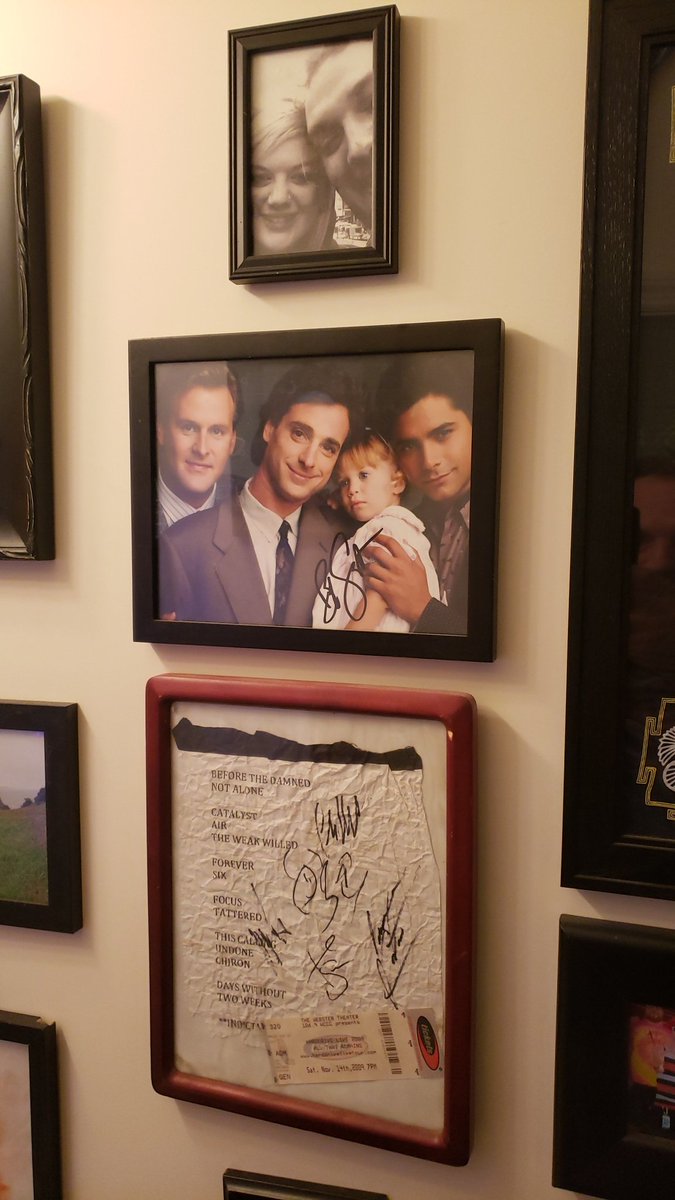 Damn, RIP Bob Saget 😪

I used to have "Autographed Photo of Bob Saget" in my rider as a joke and one time it manifested. He will be missed