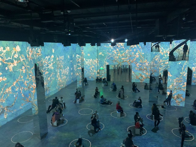 KPowellFYI's tweet photo. Our 2 college kids go back to their campuses today. We went out with a bang: a fabulous Van Gogh Immersive Experience, lunch at a new restaurant, family church together, football watching, manicures, and lots of PB oatmeal choc cookies.
#stickyfaith #growingwith #3BigQuestions https://t.co/hZ5ZIJKLCp