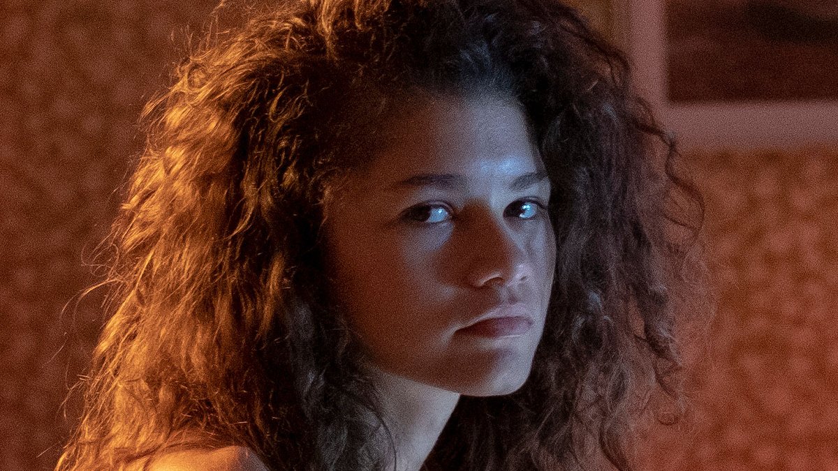 FlicksNZ's tweet photo. Season two of #EuphoriaHBO arrives tonight (on @NeonNZ) - a long, world-changing two and a half years since its controversial premiere. 

Katie Parker (@KatieDotGov) looks at how it turns an unflinching eye on what the world is like to grow up in today:
 https://t.co/Jfs12HJBz1 https://t.co/rU2ApyX7SF