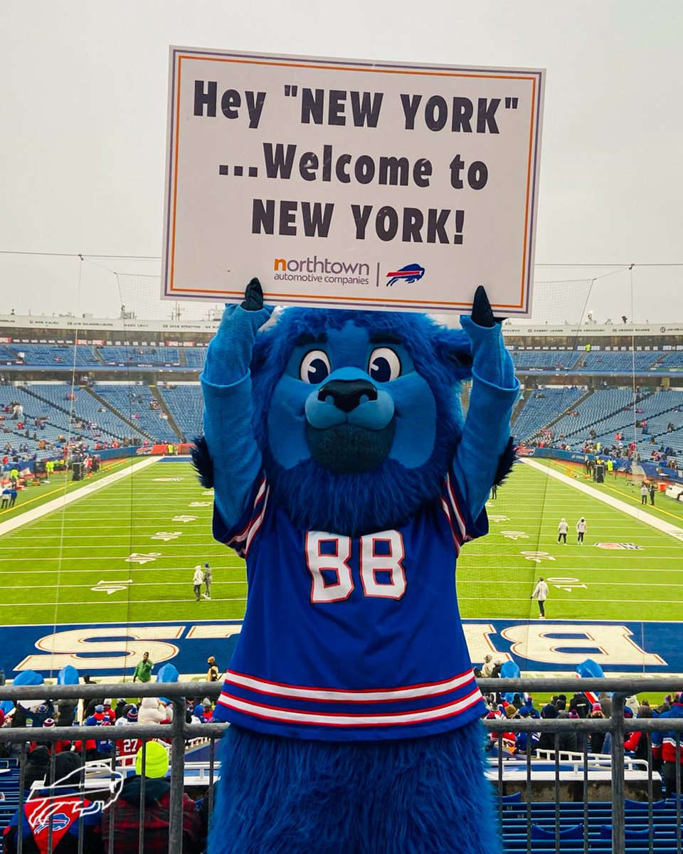 kryptogreek's tweet photo. BuffaloBills: Welcome to Western NEW YORK!
#BillyWithASign | #BillsMafia https://t.co/Wyz4NEHnWj