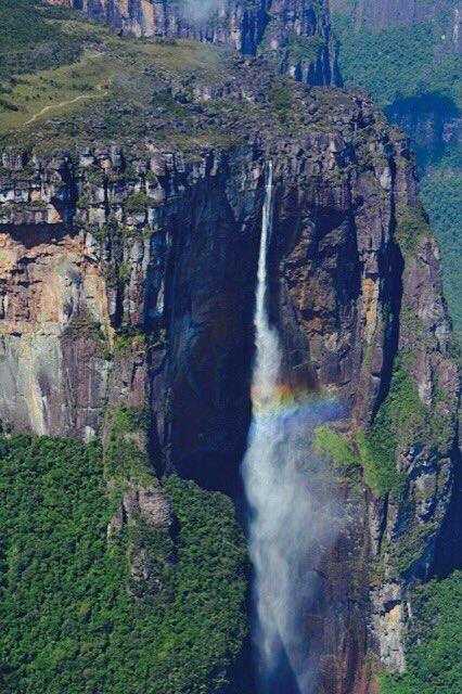 @OnTheRoad34 Beautiful in deed. Canaima National Park in south east Venezuela. Angel’s Falls, the tallest in the world.