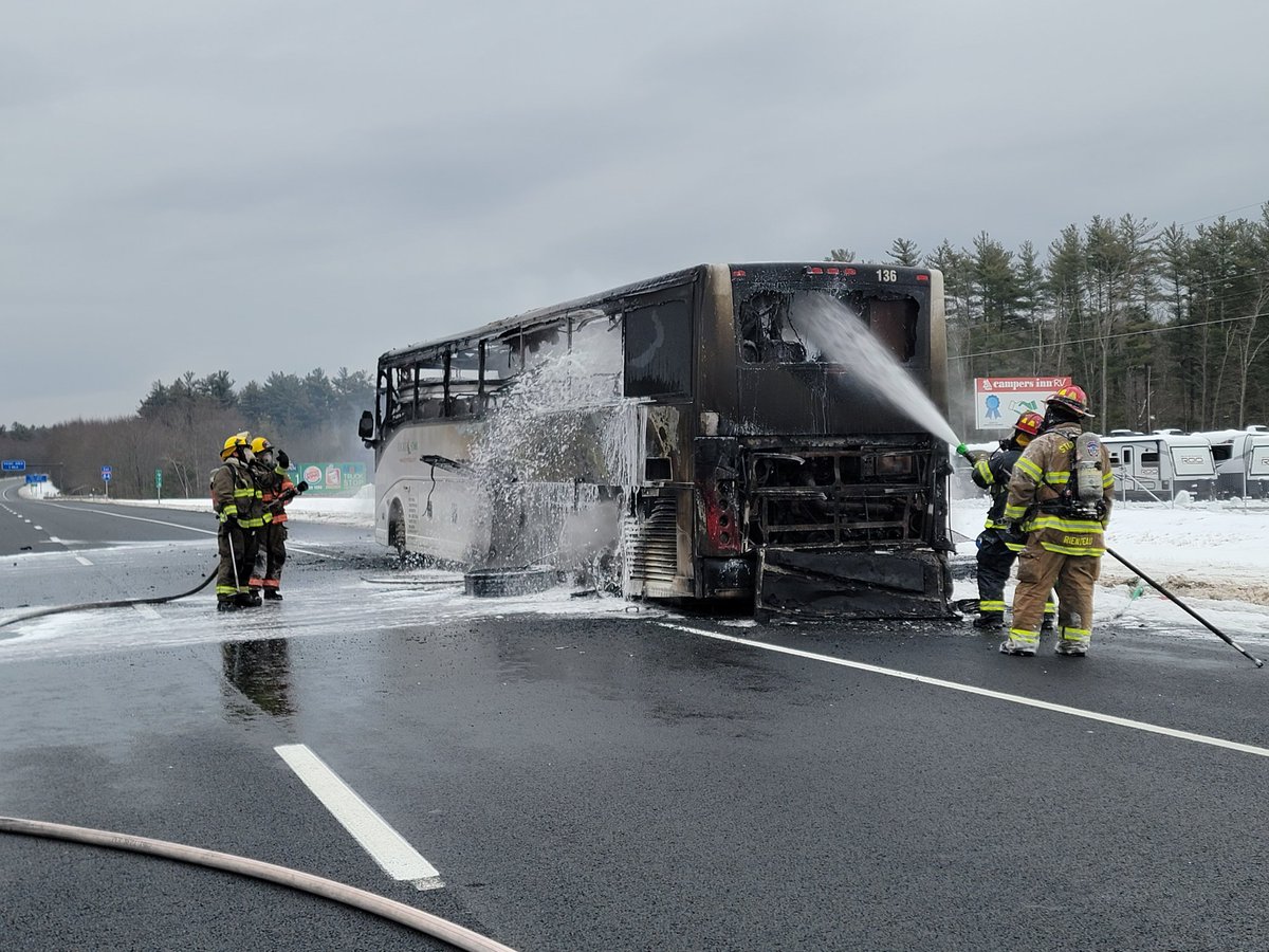 UVFDstation72's tweet photo. At approximately 1:30PM, we responded to a fully involved coach bus fire on I-84 E near the Massachusetts state line. The highway was closed and mutual aid from @SturbridgeFD was requested. https://t.co/lHJUTuJ4dj