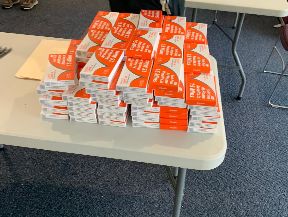 GriceForOC's tweet photo. Great job to everyone that coordinated and helped with passing out at-home COVID test in the City of Newburgh. 
Was told, but don’t have details, that Newburgh Enlarged School District students will be getting some soon. 
I wore blue for National Law Enforcement Appreciation Day. https://t.co/RktxZ3VMib