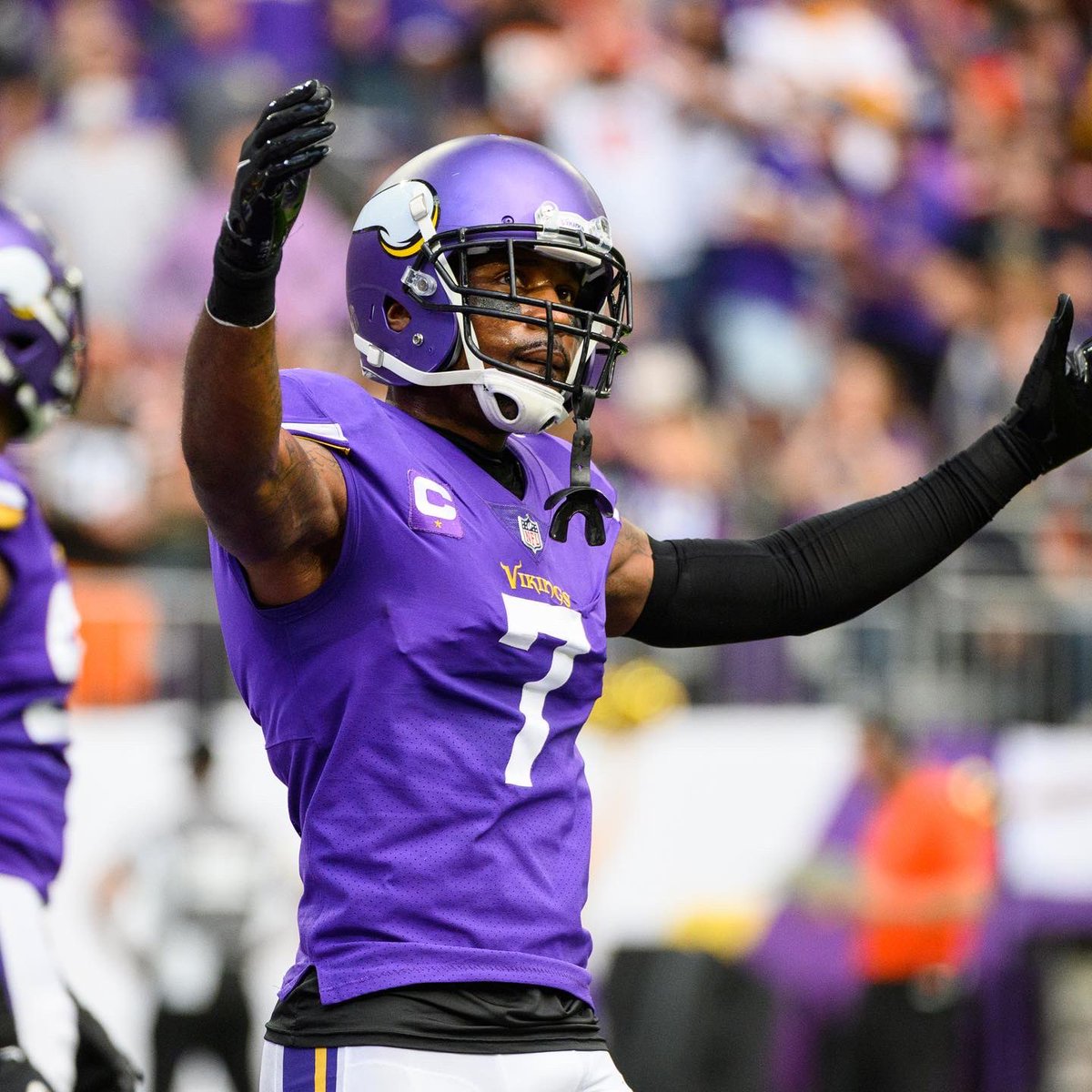 ajoh276's tweet photo. Goat!🐐#GoVikes #Skol #StrongFinish #Legend7 #29 https://t.co/On9txpE0qg