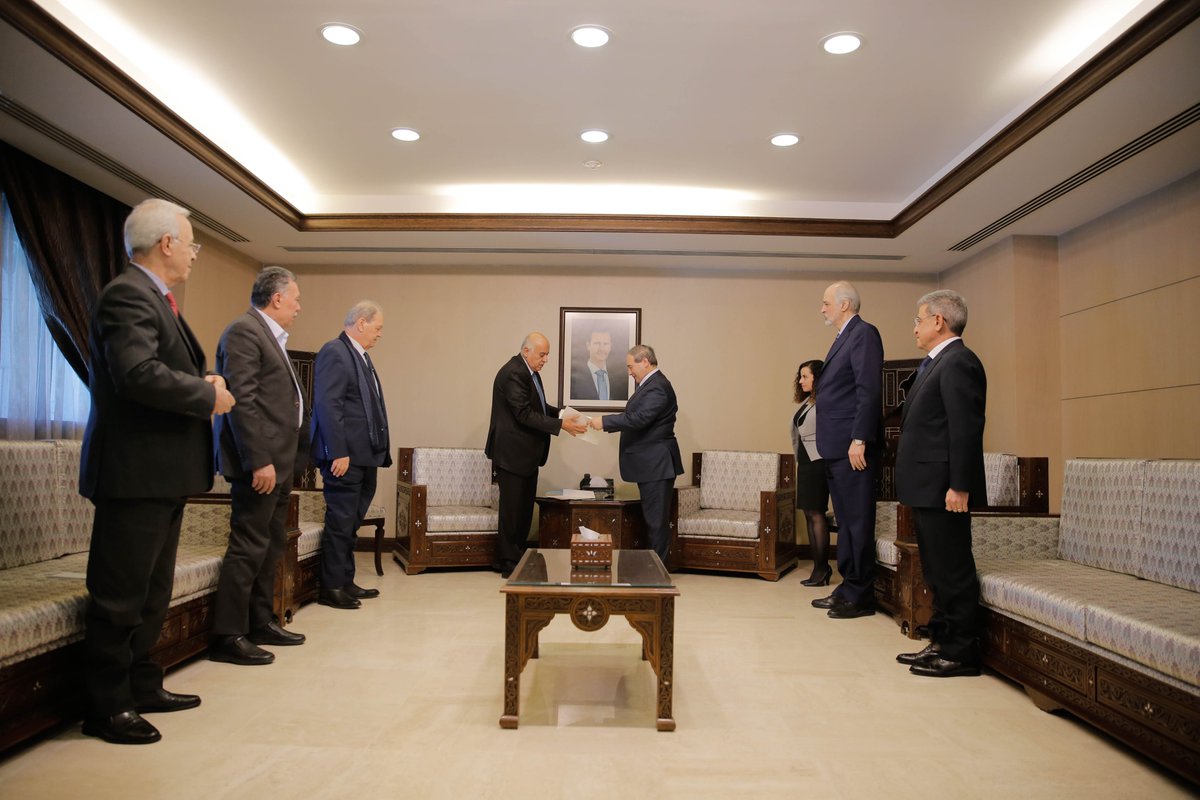 KhaledAbuToameh's tweet photo. Fatah officials visiting Damascus delivered a letter from President Mahmoud Abbas to Syrian President Bashar Assad. https://t.co/4tWYDuGsVC