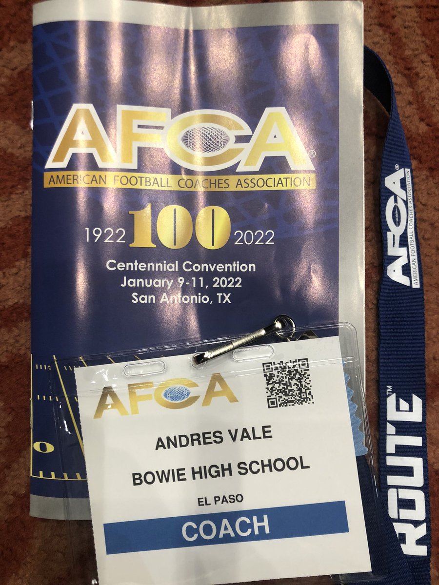 AndyVale4's tweet photo. First time at the American Football Coaches Association Convention. Good learning experience so far being around coaches from all over the country. Very different from the THSCA Clinics. https://t.co/Eiy9Y0EGTt