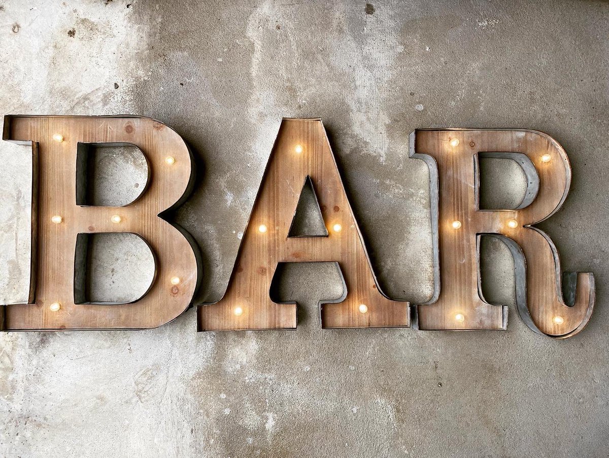 loftambiente's tweet photo. Bar Led Leuchtbuchstaben Vintage led letters retro beleuchtete Buchstaben - ideal als Dekoration für Schaufenster oder für Firmenlogos in der Schweiz #leuchtbuchstaben #marqueebuchstaben #ledbuchstaben #schweiz #zürich #loftambiente #ledletters https://t.co/DPXvODdzkb https://t.co/iqUIoPjZLm