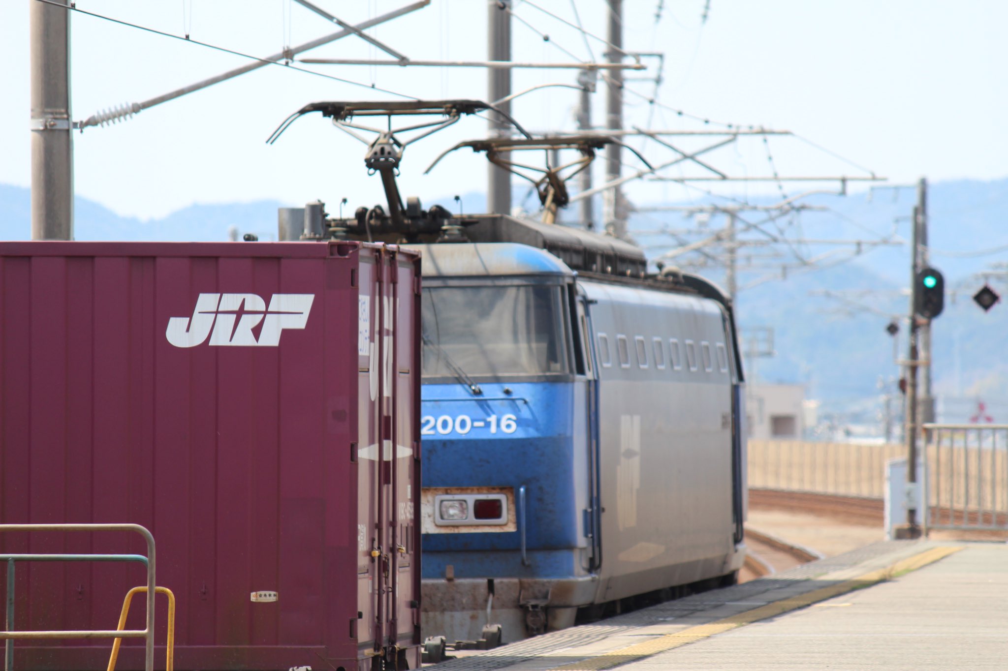 Festa26 数年昔に撮影した 変電所キラーことef0形電気機関車です 好きな機関車の一つでしたので 未だにこの形式が引退してしまったことが信じられません Ef0 昔の鉄道写真 T Co I6imntaxmf Twitter
