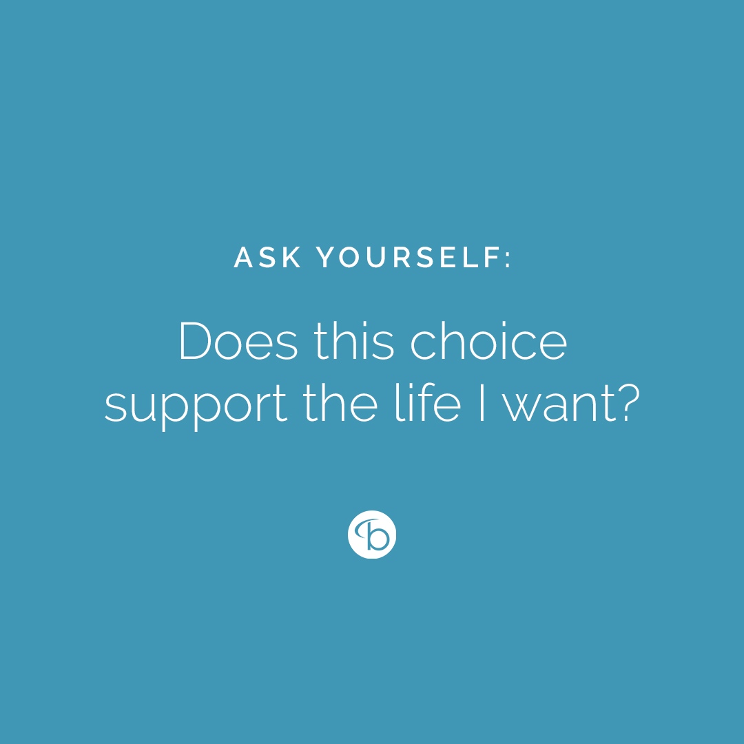 BrainMDHealth's tweet photo. Are your decisions supporting the year you want to see?
#betterbrainin30days can help you make daily choices that heal your brain and body. ๐ง ๐ง @docamen @tanaamen @drnicoleavena https://t.co/1epHJcC1MP