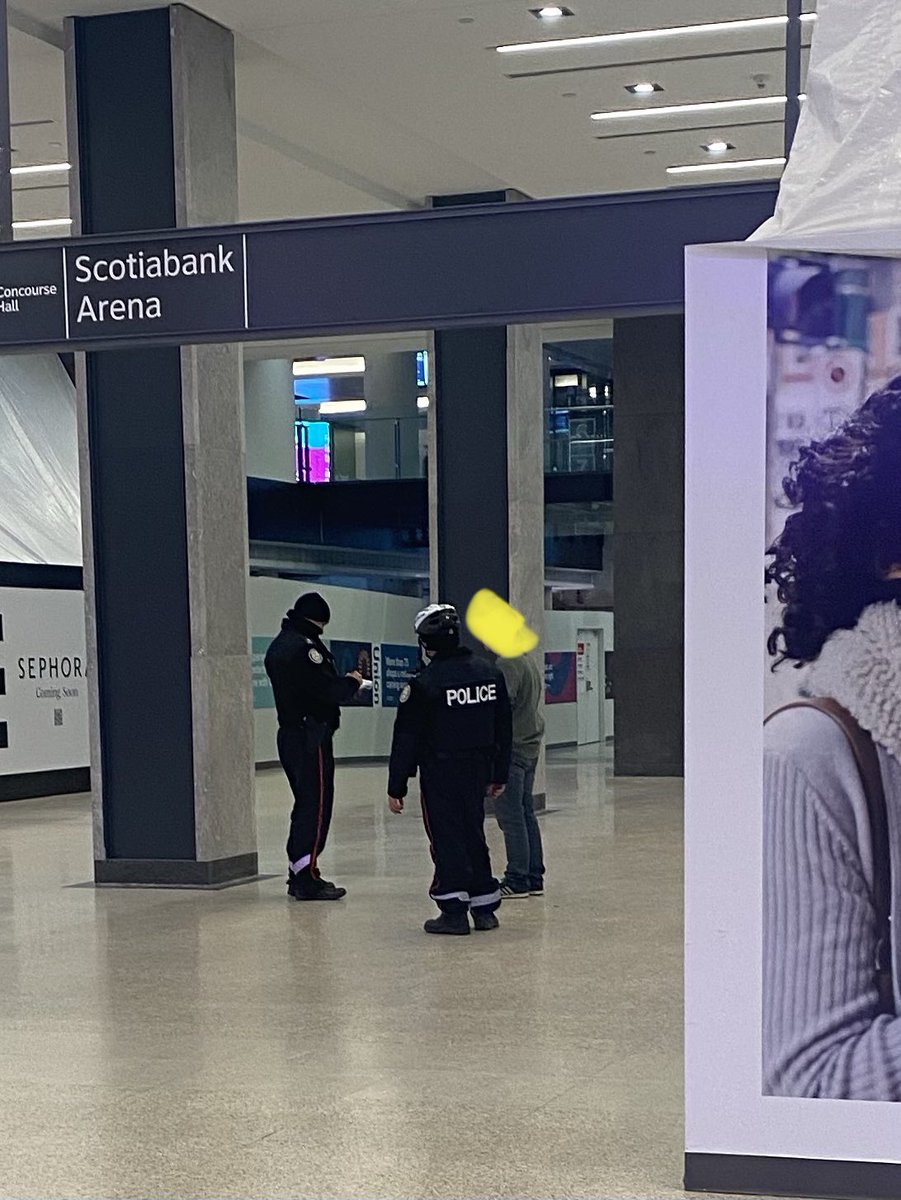 c_shadowspaces's tweet photo. As temperatures plummet today city gov ramp up actions of abandonment &amp; violence. These are from #UnionStation. Police ticketing a houseless person, security patrolling, fenced off seats sponsored by @TD_Canada This is awful. It will be -28 tomorrow night with windchill. https://t.co/gB2821wzm5