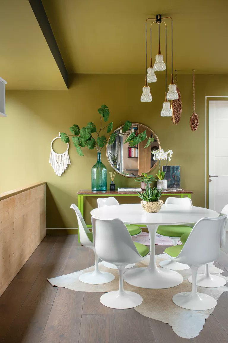 AnnetteKershner's tweet photo. No matter the shade of green, there is a color that will go with it. #homeinspiration #interior  https://t.co/tEjYMgsZv0 https://t.co/sK0g5S7ydX
