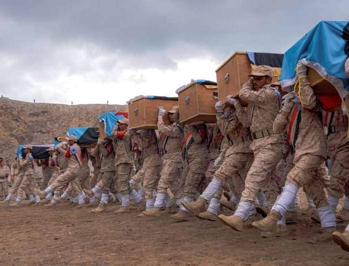 سلاماً عليهم
على رتبهم العسكرية ،
على أطرافهم المبتورة في الجبال والأودية،
على جثامينهم الطاهرة في المقابر ،
على صمودهم في الجبهات .
#العمالقه_الجنوبيه
#العمالقه_تحمي_الامن_القومي_العربي