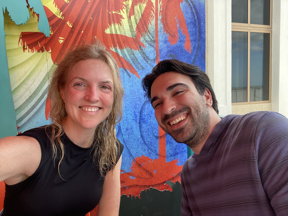 PeacockPls's tweet photo. Look who I found?! #minimeetup #clearwaterbeach @Dimitri_Ayy https://t.co/tHtuHE7SHg