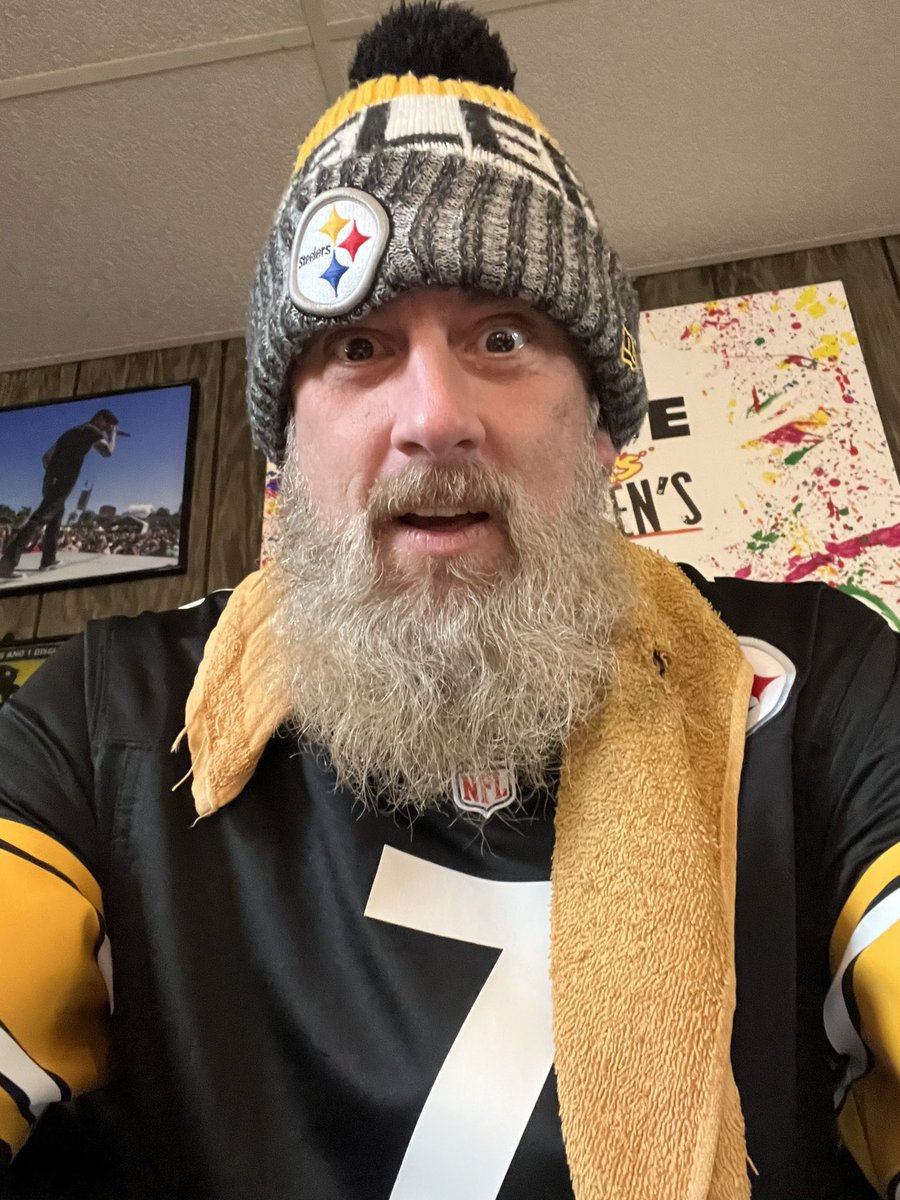 chadtyson's tweet photo. #Steelers beat the Ravens in OT
Jags beat the Colts #Duuuval
I may not have a voice tomorrow
#HereWeGo #AlwaysAChance https://t.co/HCBBVewQjz