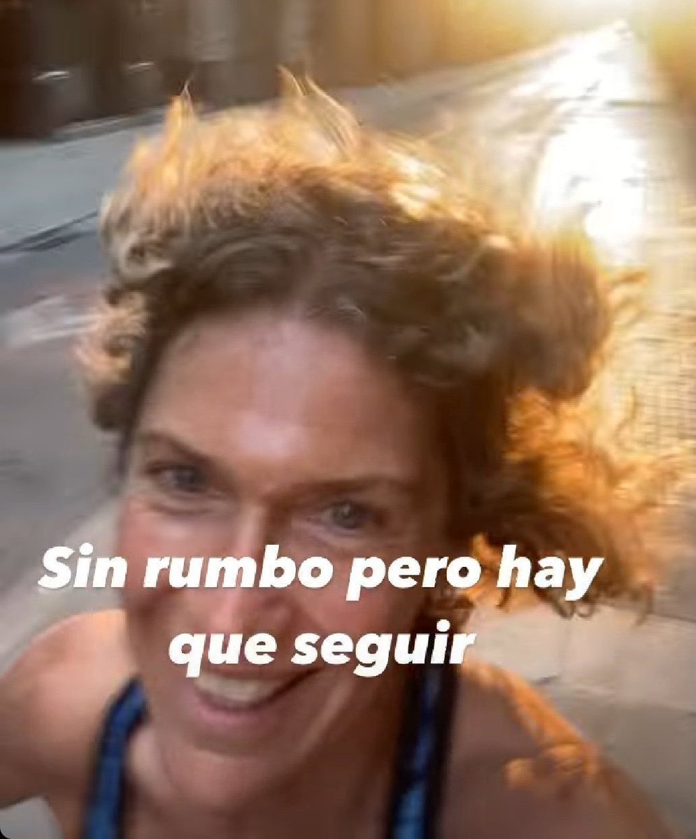 arikdz's tweet photo. Ya salió la última parte de snk, salió kny, sasaki to miyano, salió la peli de jjk, tenemos a csm,etc etc PERO NADA DE HAIKYUU ESTOY ASI TRATANDO DE VIVIR SIN LLORAR PORQUE LO QUE AMO NO ME DAN https://t.co/dLOftLGNCs
