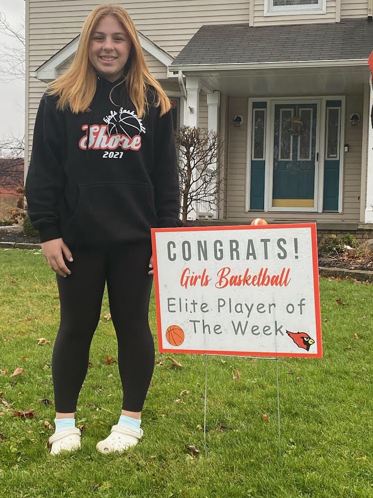 MentorLadybball's tweet photo. Congratulations to these girls on being named player of the week!

High School:
Senior, Jordan Alesci 

Middle School: Shore
7th grader, Angela Korzunowski

#Family || #BeElite https://t.co/9XGoVNbA36