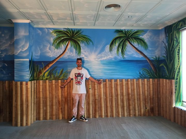 Decorapig tweet media