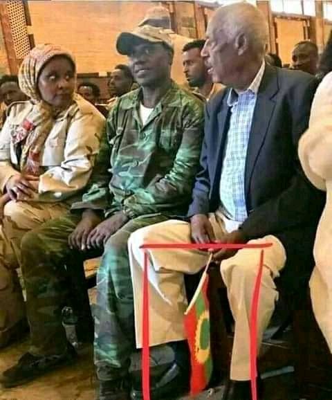 SollomonMitku's tweet photo. ልጅ ለአባቱ ምህረት ካላረገ ለማን ሊያደርግ ነው ፓሥተር አብይ ኦነግ በመቀሌ ሢገቡ ሥብሀት ሥለተቀበሏቸ�� አሁን ደግሞ ተራው የሡ ሆነና ሥብሀትንናመሠሎቹን ከእሥር ፈቷል አማራ 2011 ላይ ዘመነ ካሤ ነግሮሀል ከዚህም የከፋ ሥለሚመጣ ተደራጅ https://t.co/wPbN8zmP9P