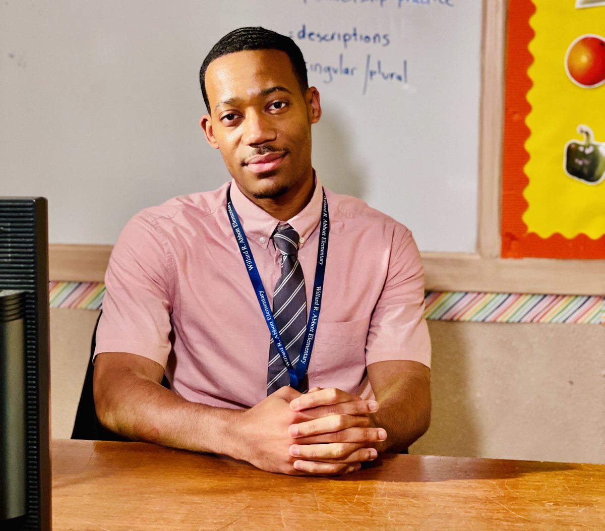 AbbottElemABC's tweet photo. Waiting for a new episode of #AbbottElementary on Tuesday. 💭 https://t.co/nFEsU4FxeH