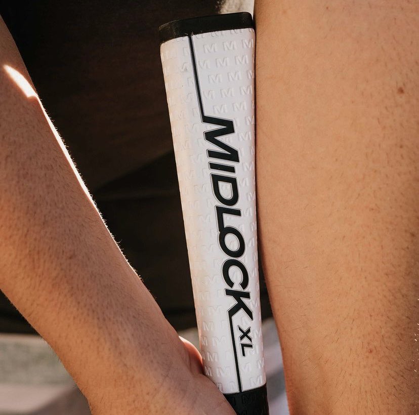 Evnroll's tweet photo. Get to grips with Midlock! ๐
Featuring the deepest pistol grip dimension allowed by the USGA, by positioning the grip sideways the deep pistol pushes the shaft angle away from the forearm, helping to reduce loft and allow for a simple forward press and go! โ
#Midlock https://t.co/Tz23Psdv9W