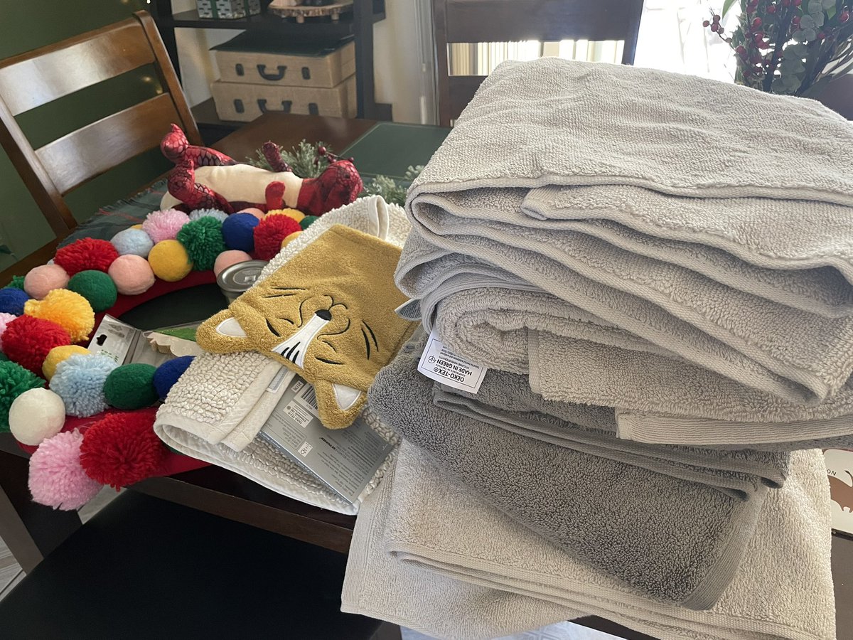 bubby_io's tweet photo. Ever use cryptocurrencies to pay at @BedBathBeyond? I did with the @FlexaHQ #SPEDN app. Stocked up on towels for the new year! ☺️

Instant, fraud proof, contactless digital payments powered by @amptoken. 

#PayWithFlexa #ShopCrypto $AMP $MIM https://t.co/NoIZhu5nTm