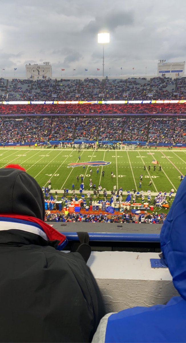 𝓒𝔂𝓷𝓷𝓭𝓲𝓮 👻 tweet media